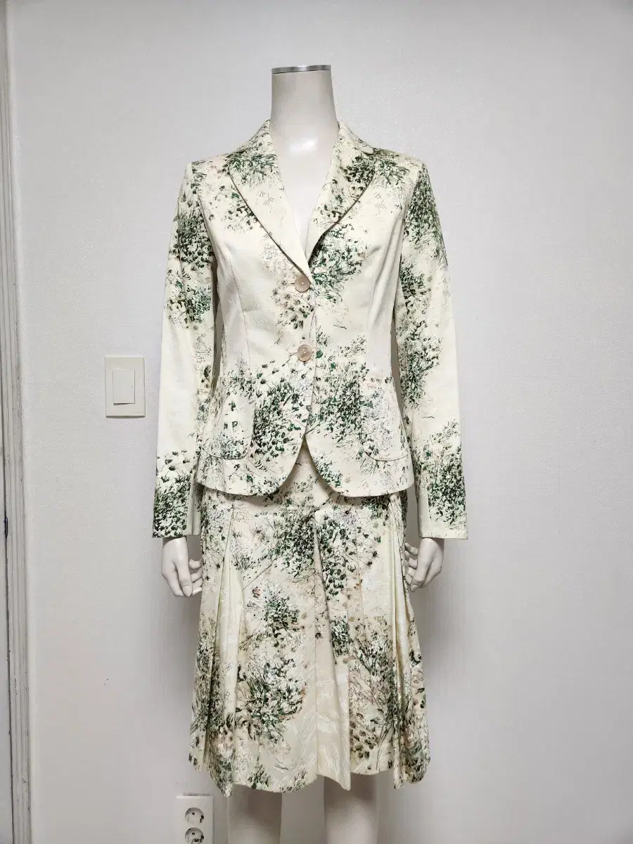 Maxmara, size 55 two-piece