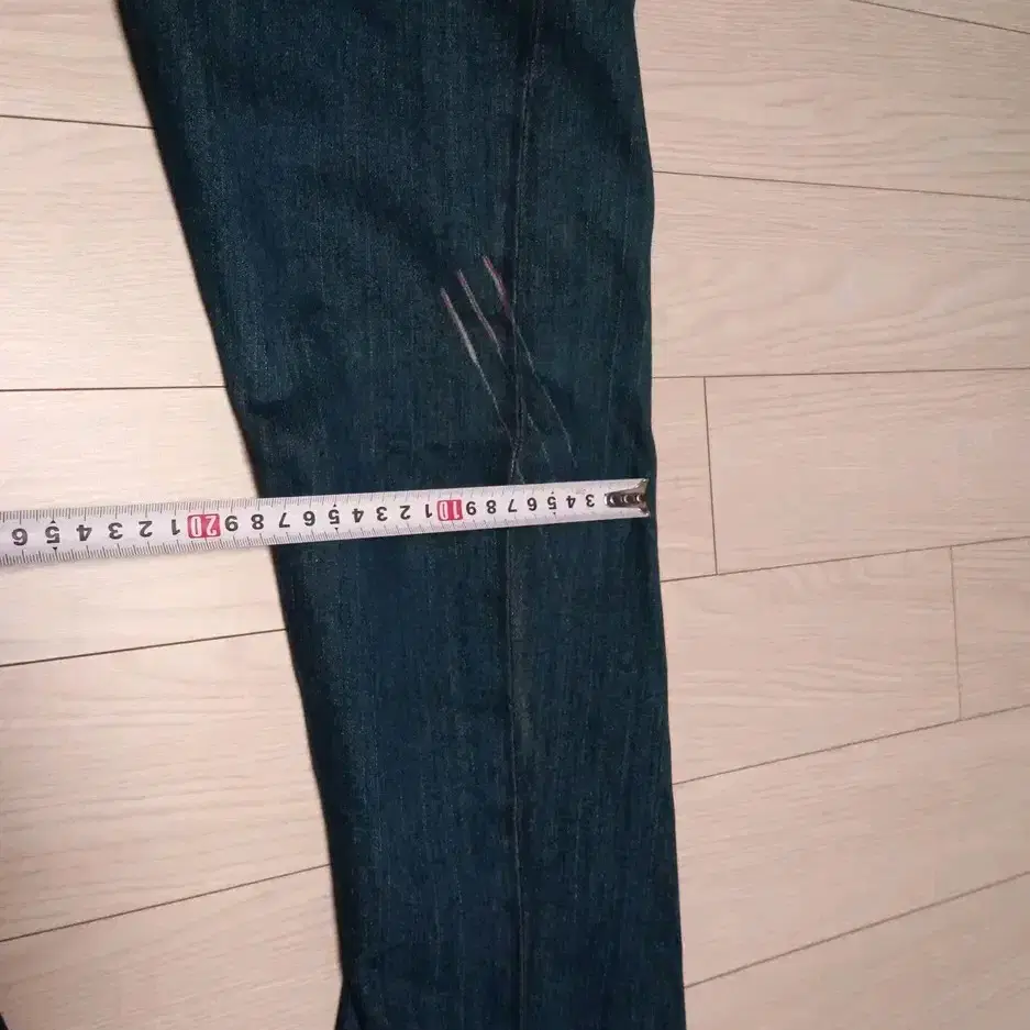 LEVI'S RED 2001SS INSPIRE - UNINSPIRE