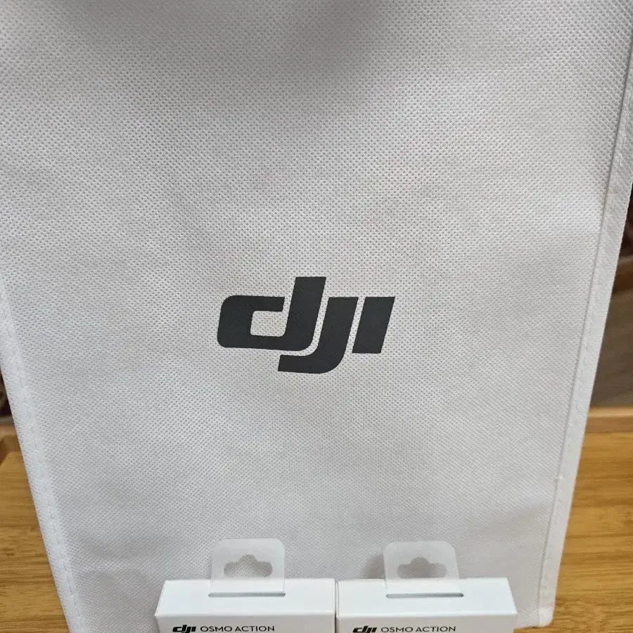 DJI 오즈모 액션5 익스트림 배터리 (1950mAh) 미개봉2개