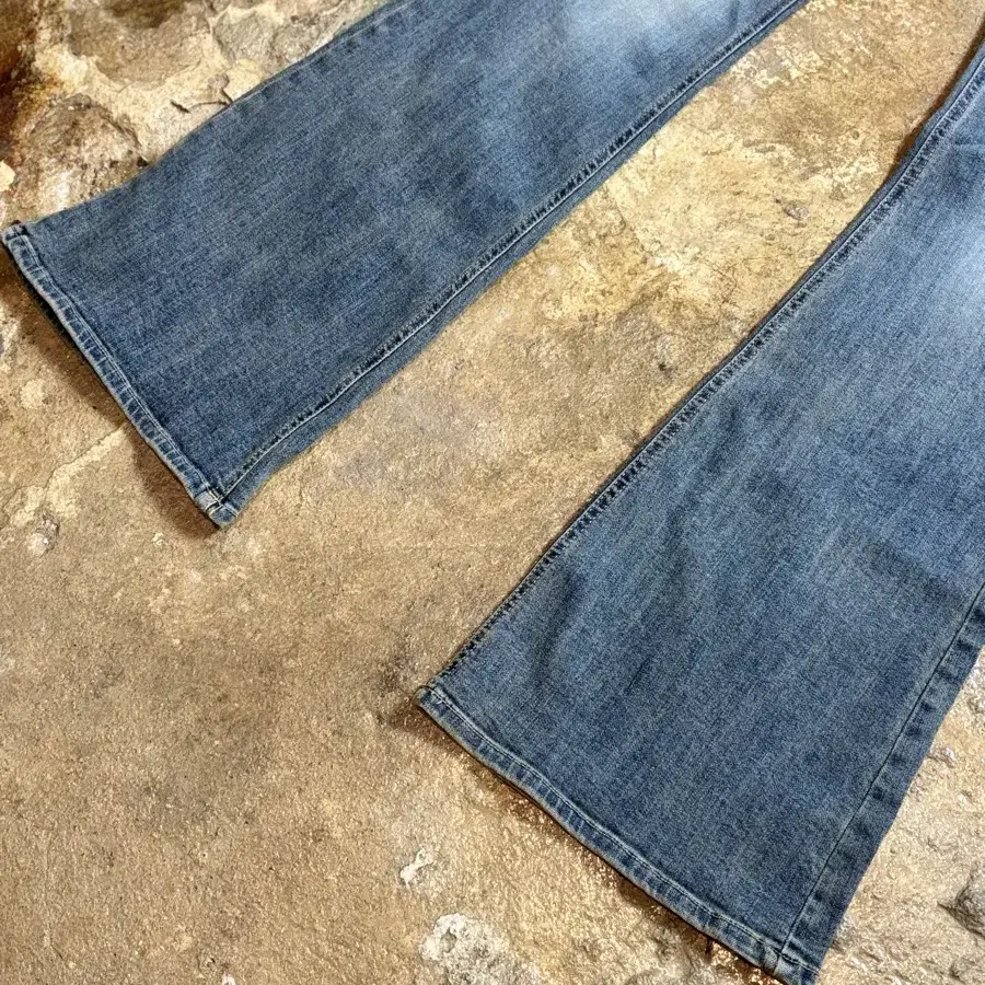 odor Vintage raw jean in blue