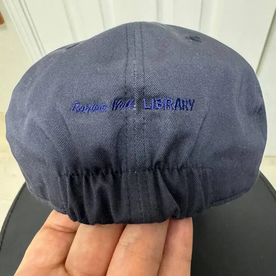 랜덤워크 라이브러리 모자 Baseball Cap Navy(사이즈 : L)