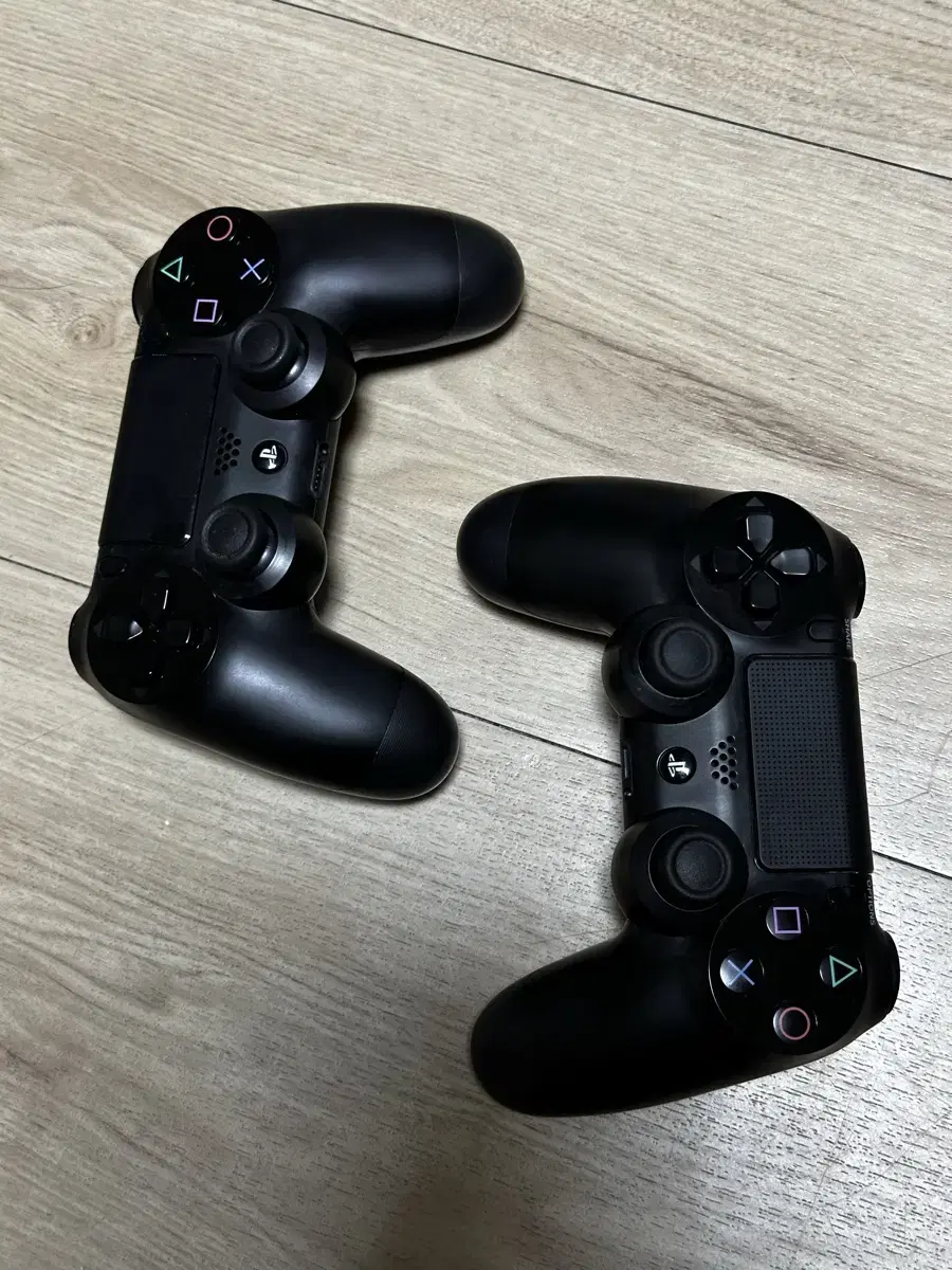 PS4 듀얼쇼크 정품 판매합니다