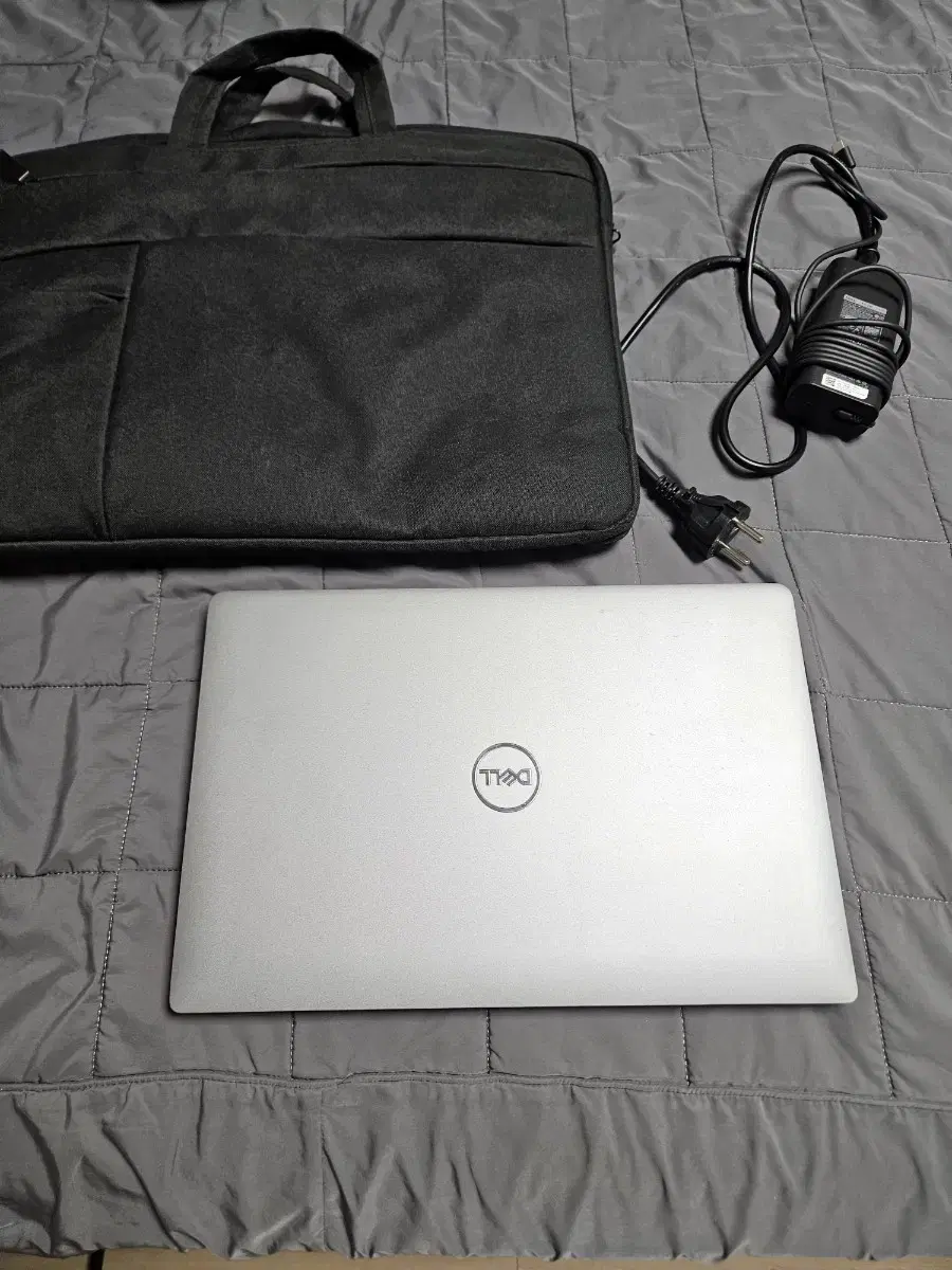 Dell Latitude 5420 16기가 256 SSD 팝니다.