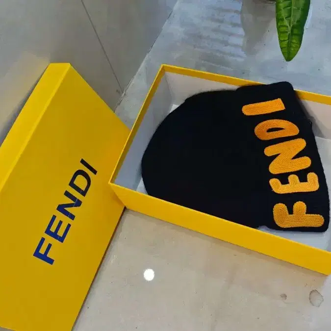 펜디 FENDI 모자