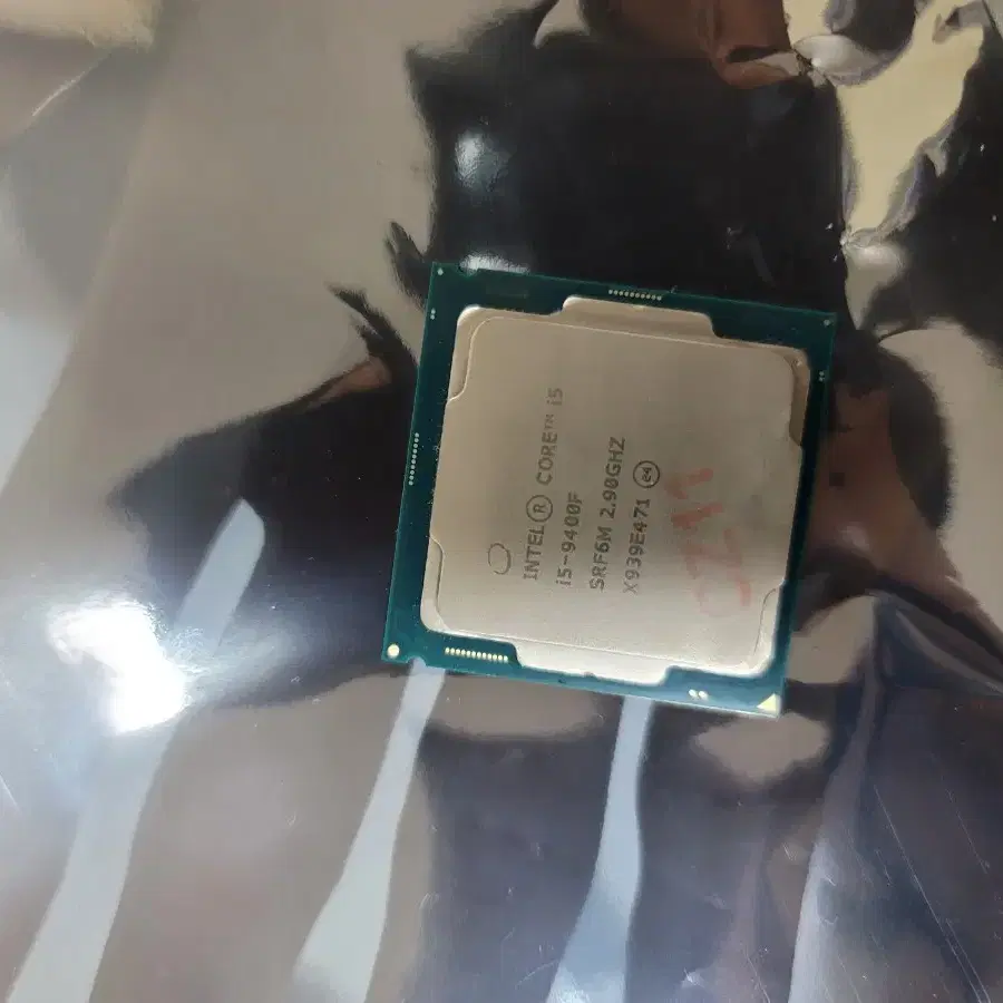 인텔 코어 i5 9400F CPU