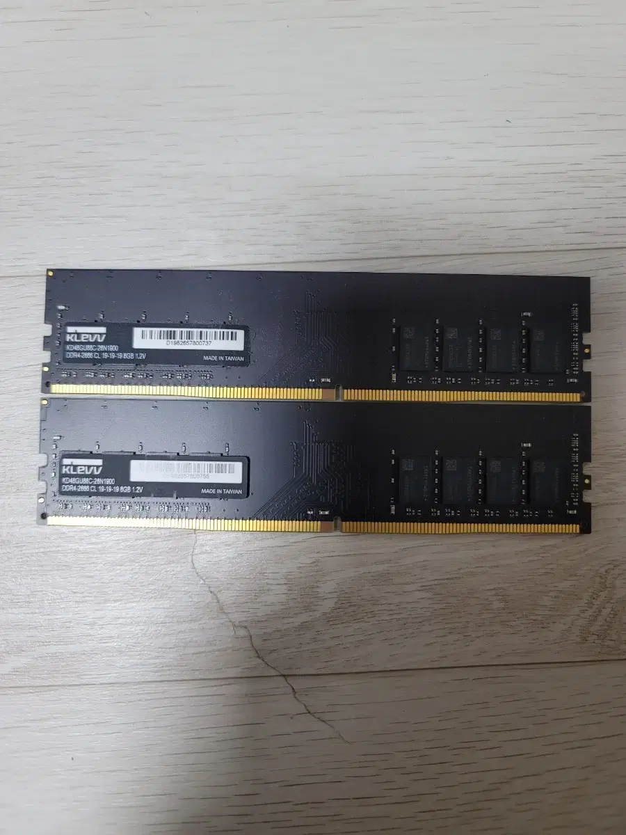 KLEVV 8GB  DDR4 2666 2개