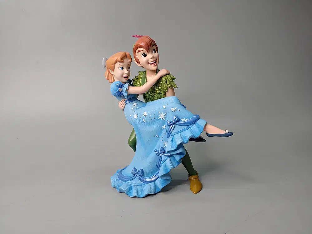 Disney showcase Collection Peter Pan wendy Darling Stechu (new)