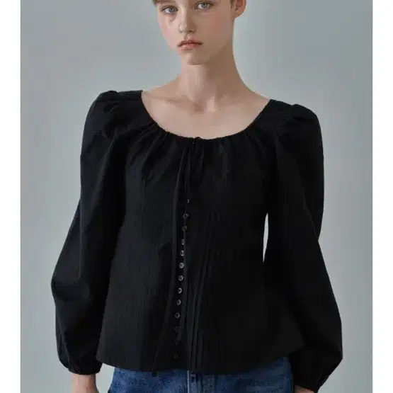 위드아웃썸머 Montana long blouse(black)