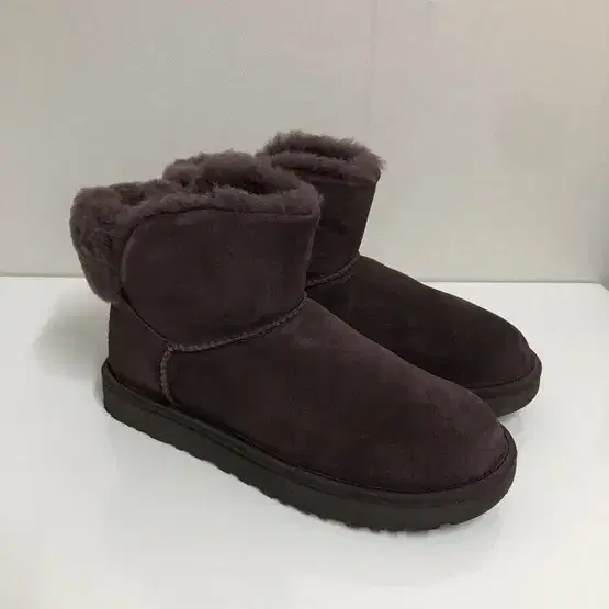 (240사이즈)어그 UGG 정품 클래식 블링 미니 스노우 양털부츠