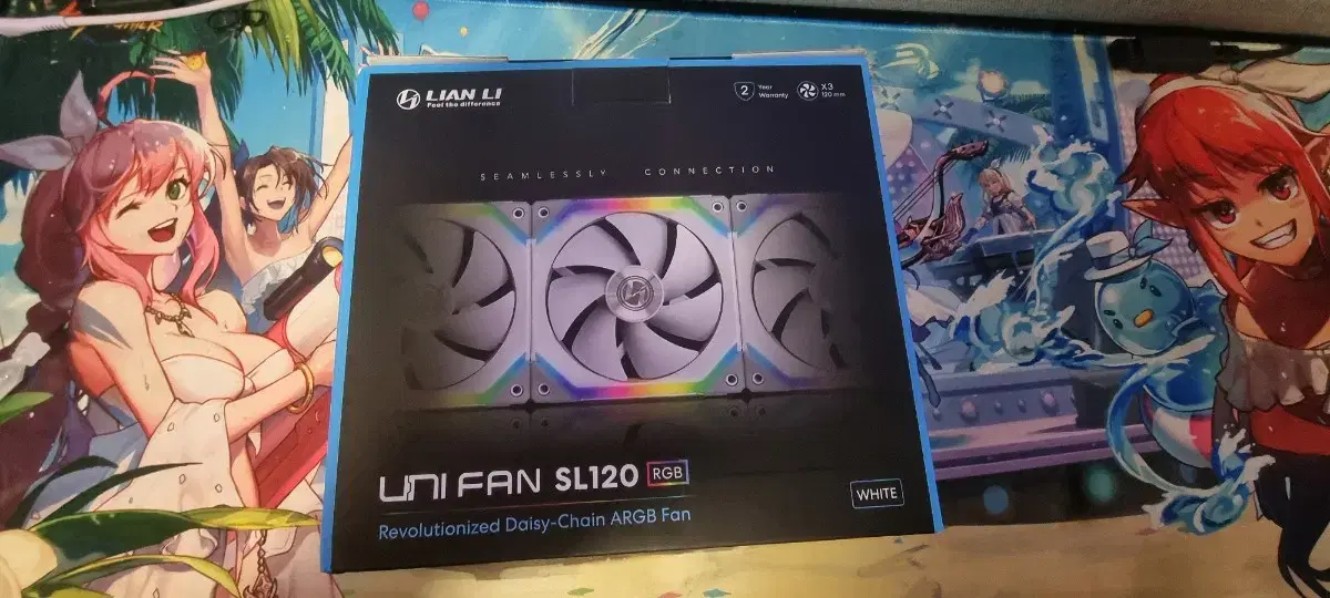 리안리 FAN SL120 RGB 화이트 4개 팔아요 컨트롤러 포함