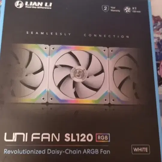 리안리 FAN SL120 RGB 화이트 4개 팔아요 컨트롤러 포함