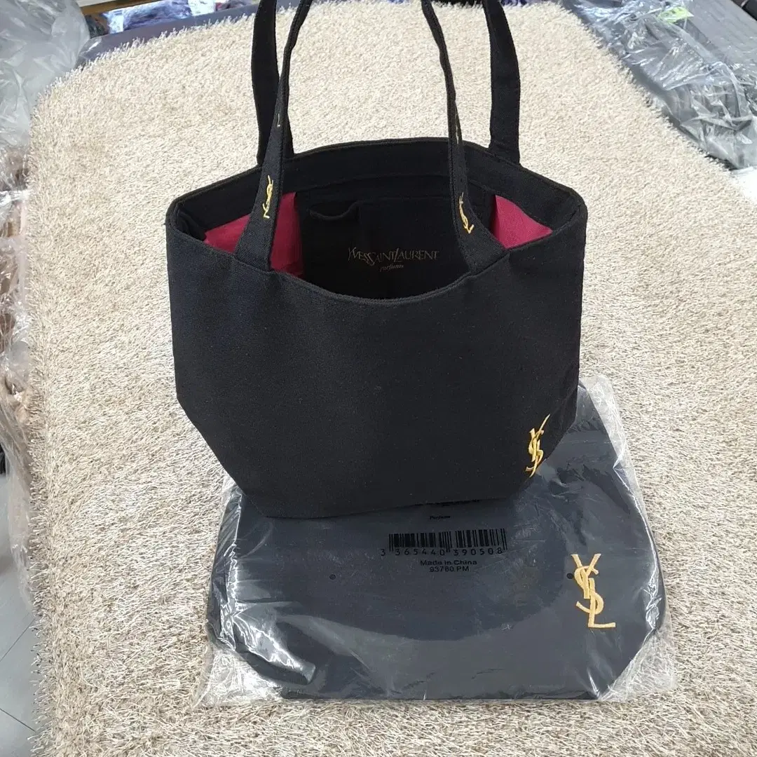 새상품> YSL 생로랑 에코백