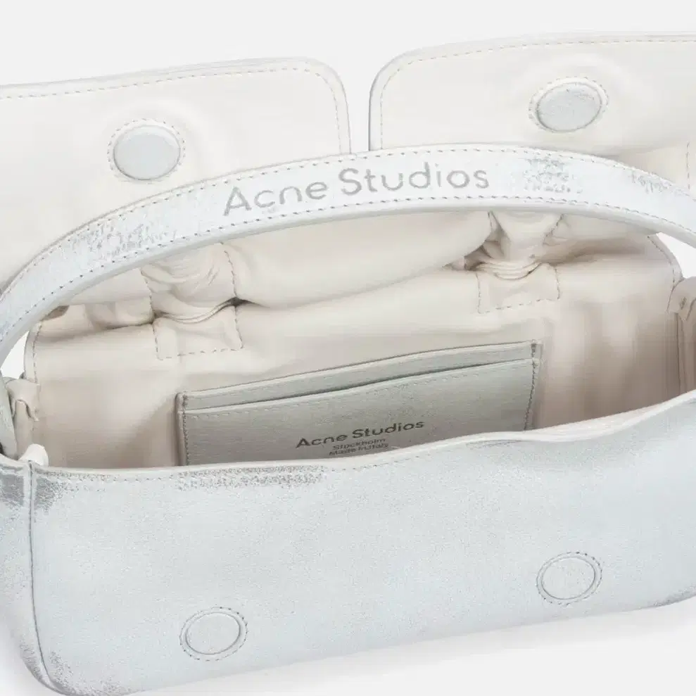 Acne Studios 아크네 스튜디오 멀티 포켓 마이크로 백