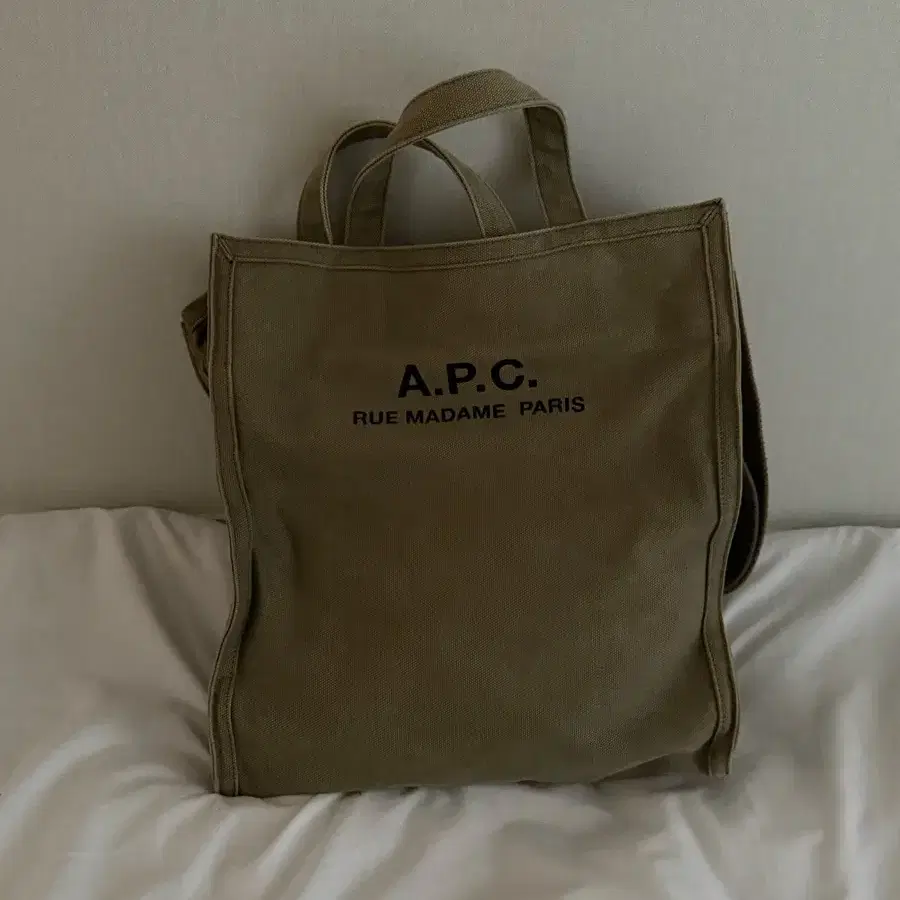 A.P.C 아페쎄 리커버리 카바스백 캔버스백