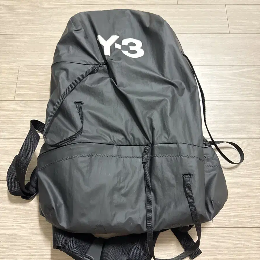 Y-3 번지백팩