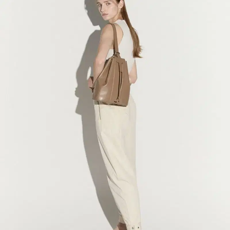 툴리파리 버킷백 Tully bucket bag - khaki beige