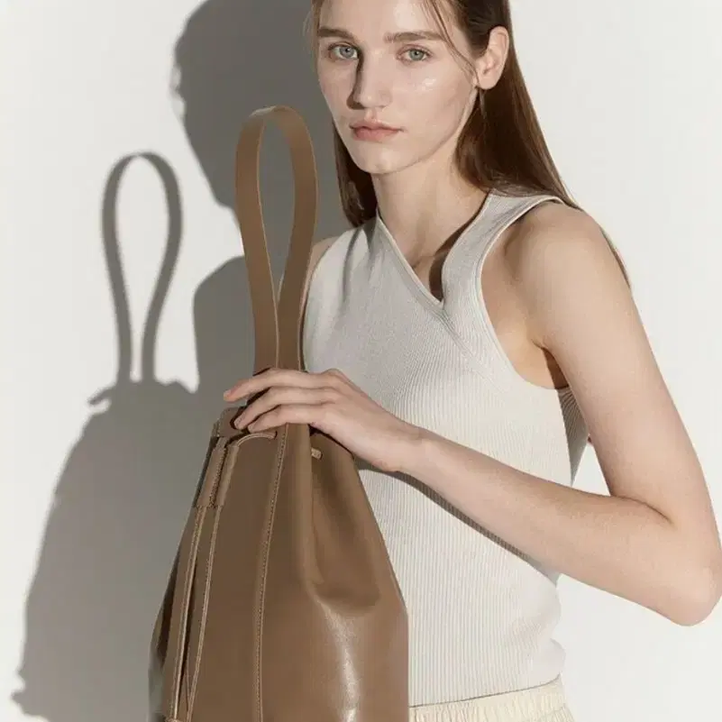 툴리파리 버킷백 Tully bucket bag - khaki beige