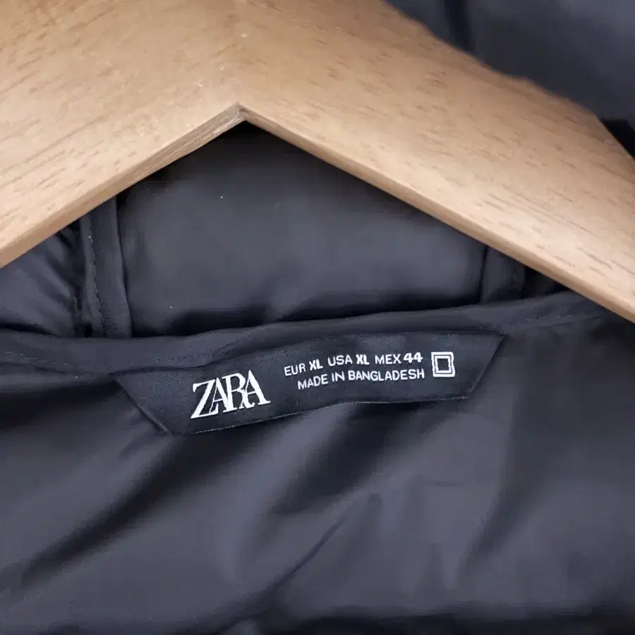 ZARA 자라 경량패딩xl