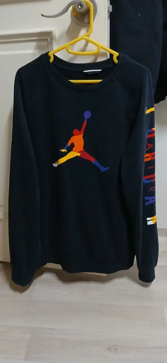 Menswear Nike Jordan Brushed Long Sleeve Tee