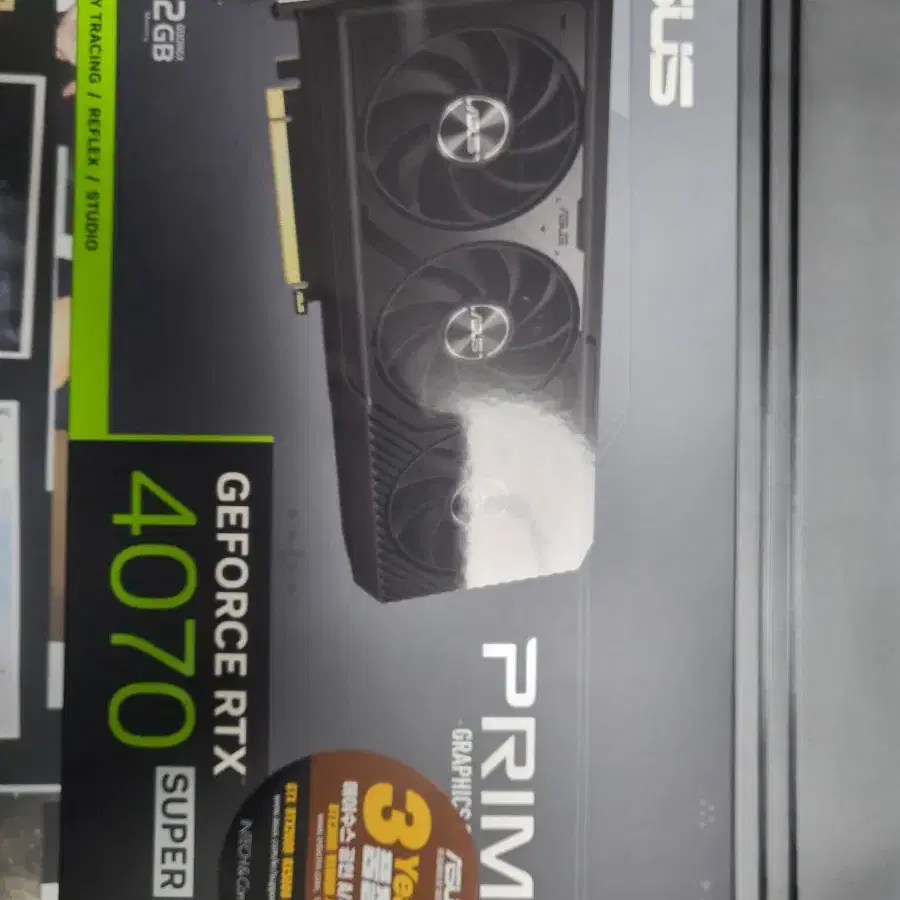 asus RTX 4070SUPER 12GB