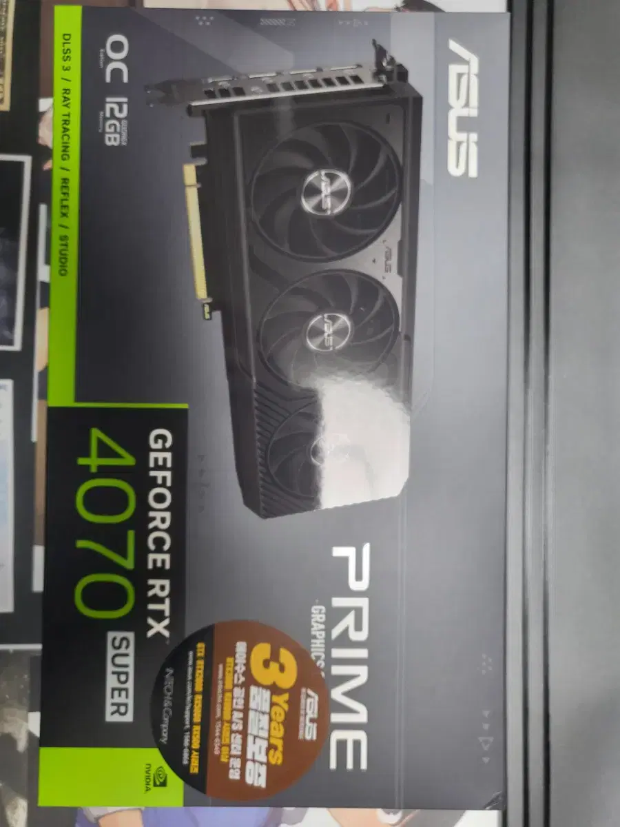 asus RTX 4070SUPER 12GB