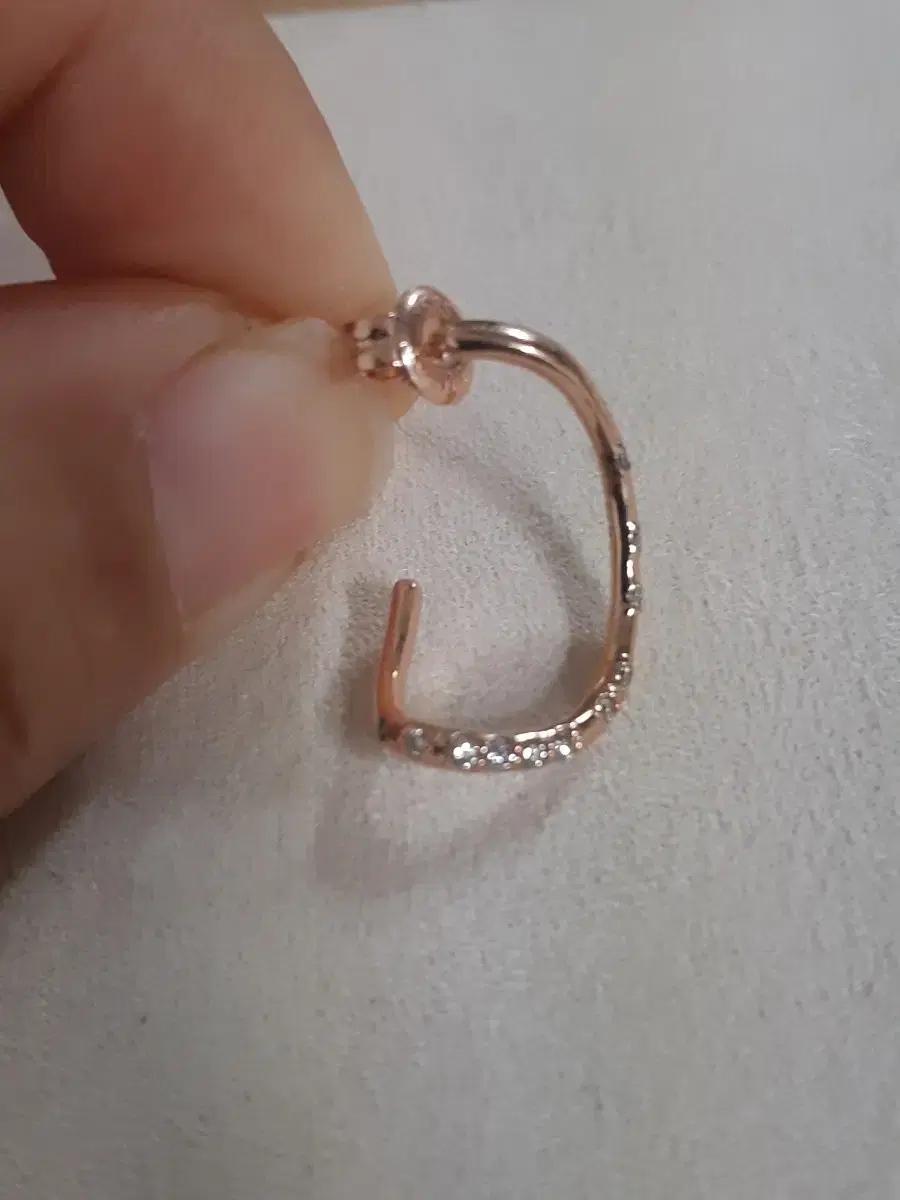 Didier Dubois 14K dia han earrings