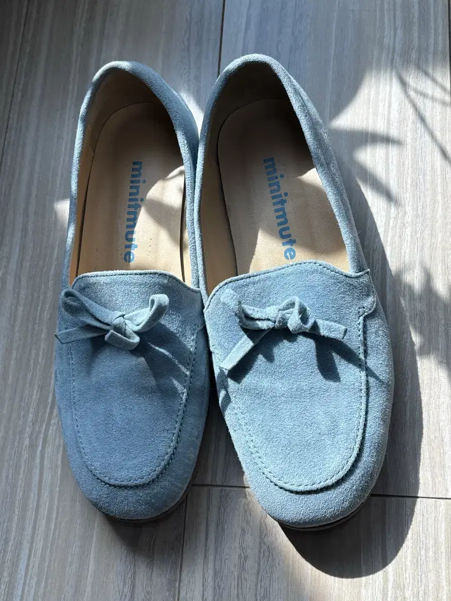 Minute Mute Penny Loafers235