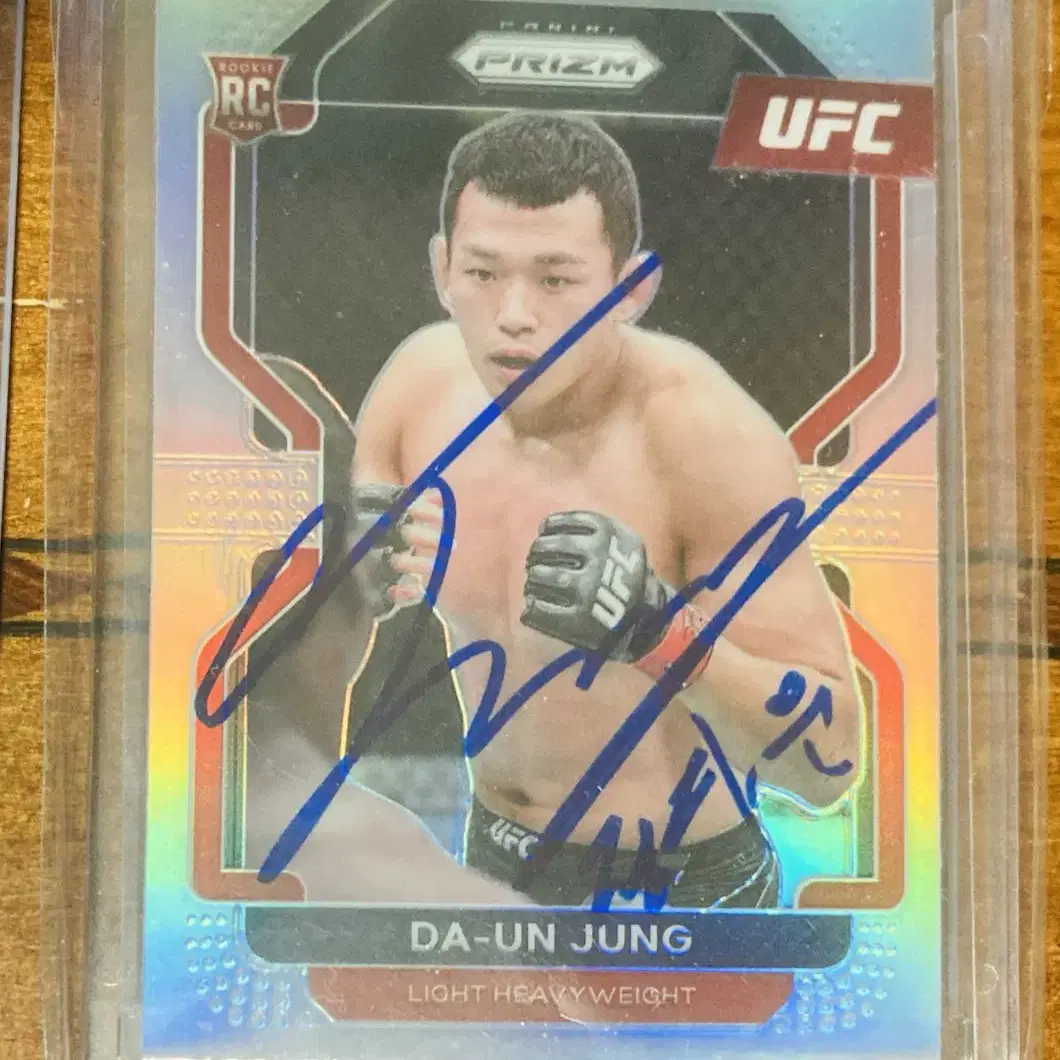 Ufc  정다운 루키 친필 카드