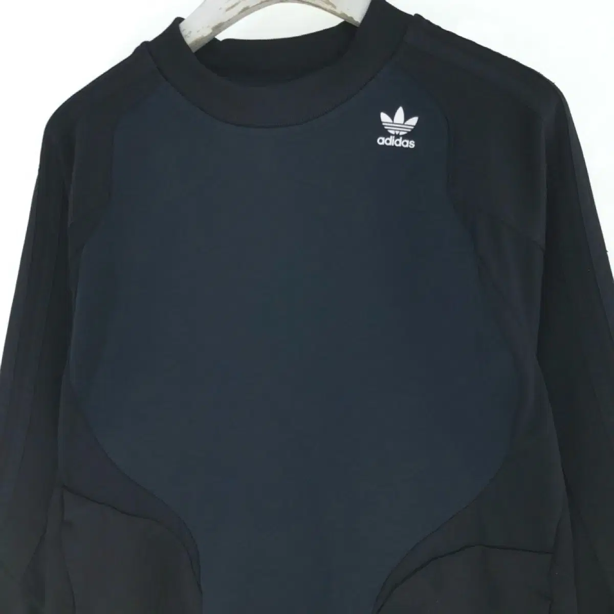 [ S ] adidas 아디다스 테크니컬 라운드 맨투맨