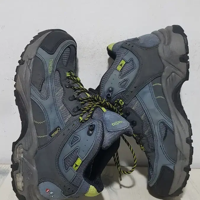 택포 270-275 A급 TREKSTA GORE-TEX 트레킹 등산화!