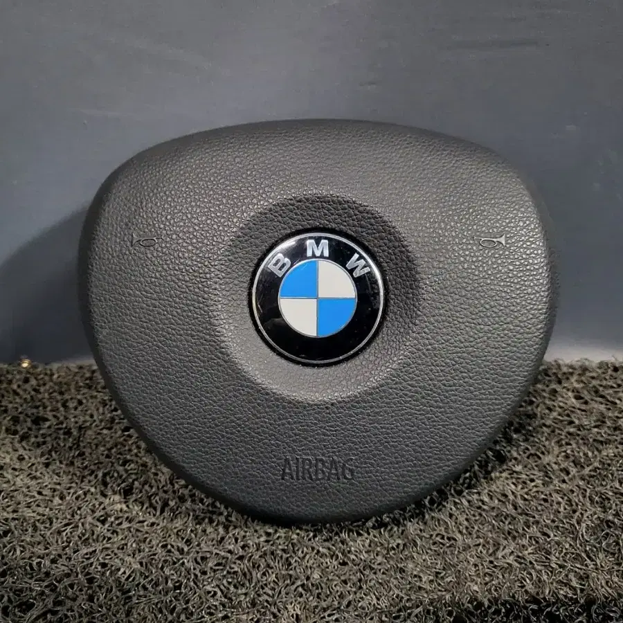 3123. BMW 3시리즈 E90 M핸들 팝니다핸들 에어백 세트