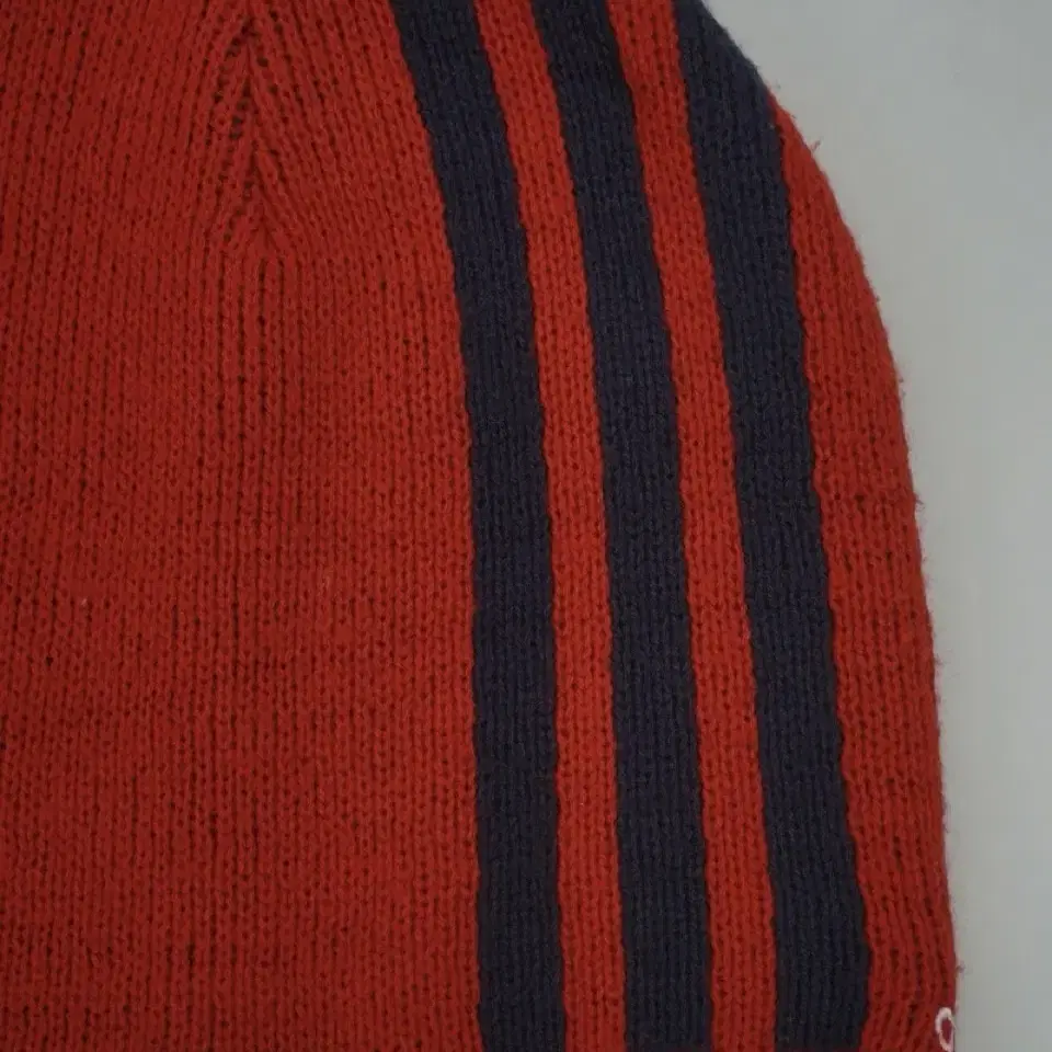 adidas 3 lines beanie