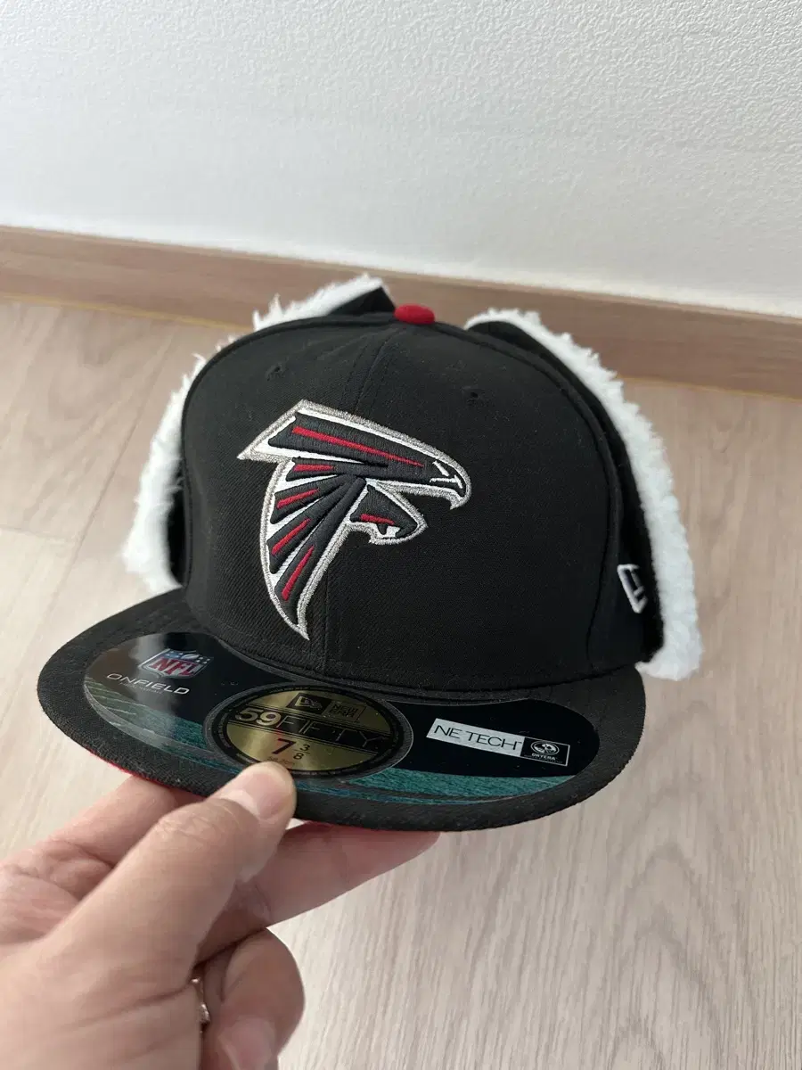 New Era Snapback NFL Winter Hat sells M-L