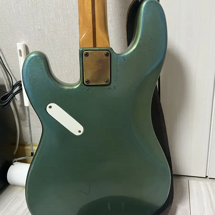 펜더 프레시젼 스페셜 80 (Fender Precision Special