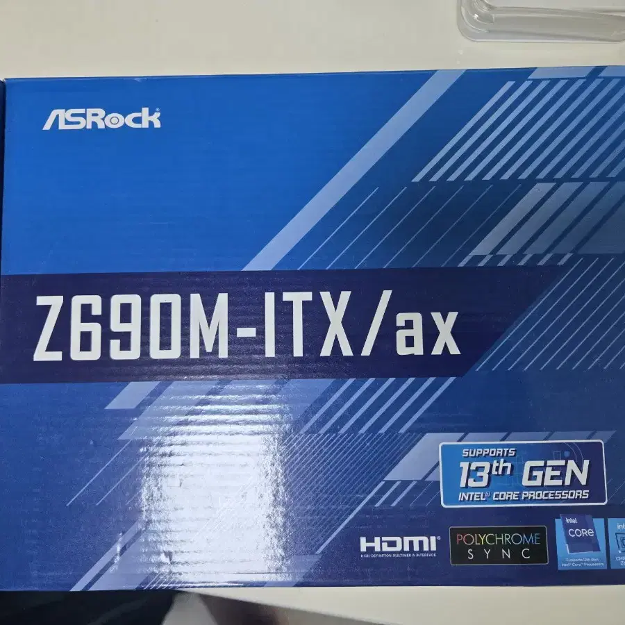 ASRock Z690M-ITX/ax 메인보드 + 소켓가이드