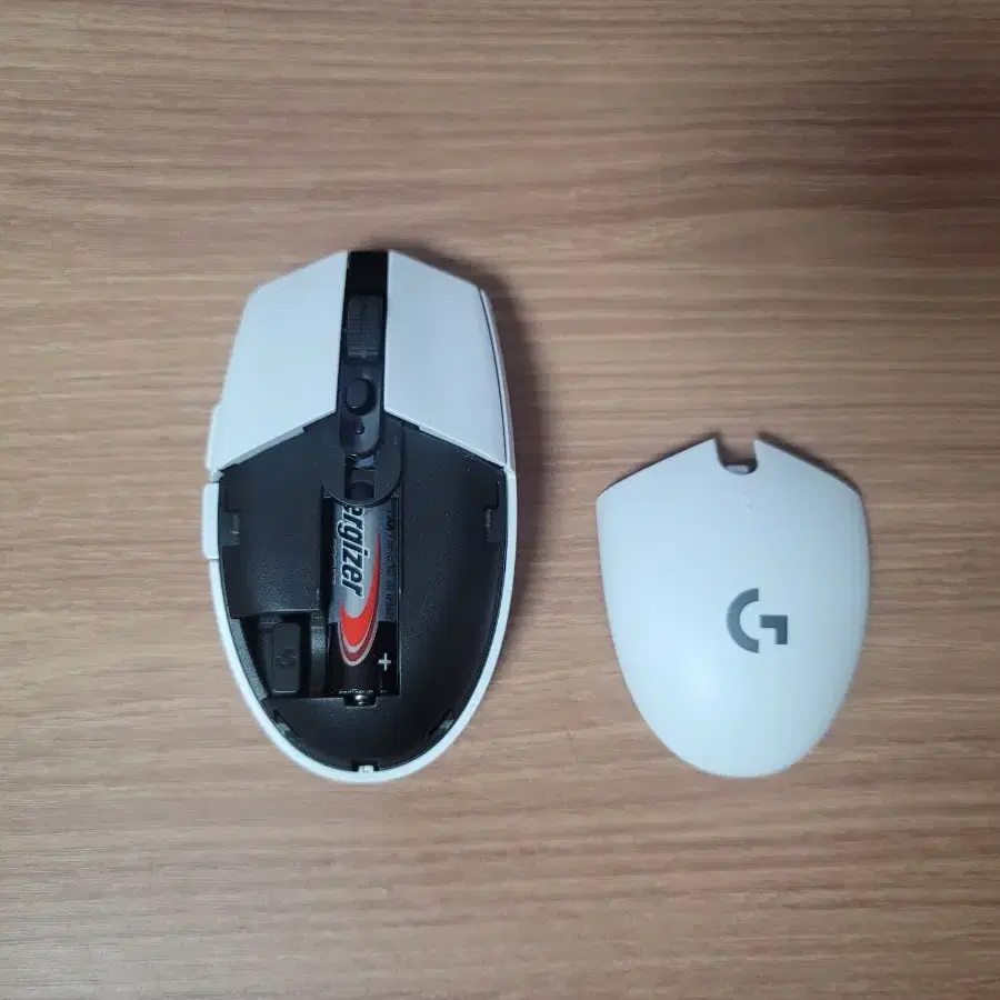 로지텍 G304 화이트 저소음 마우스