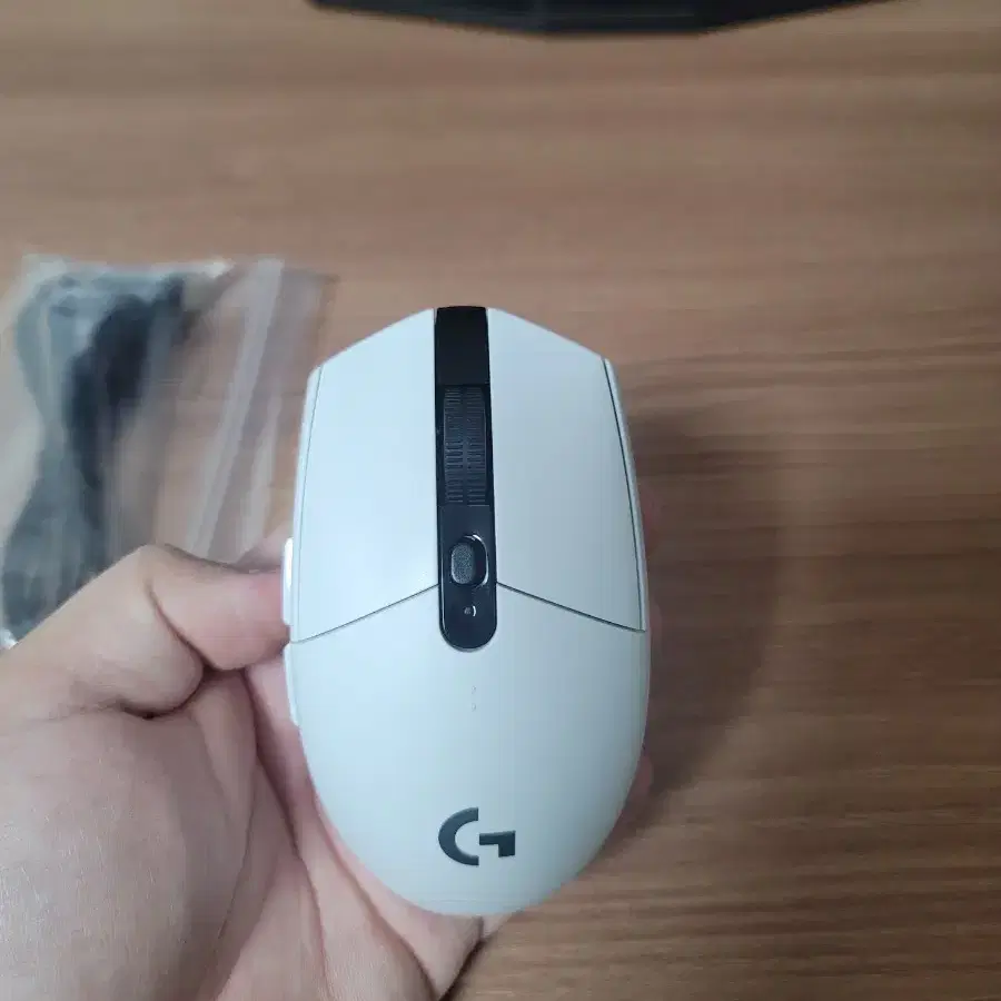 로지텍 G304 화이트 저소음 마우스