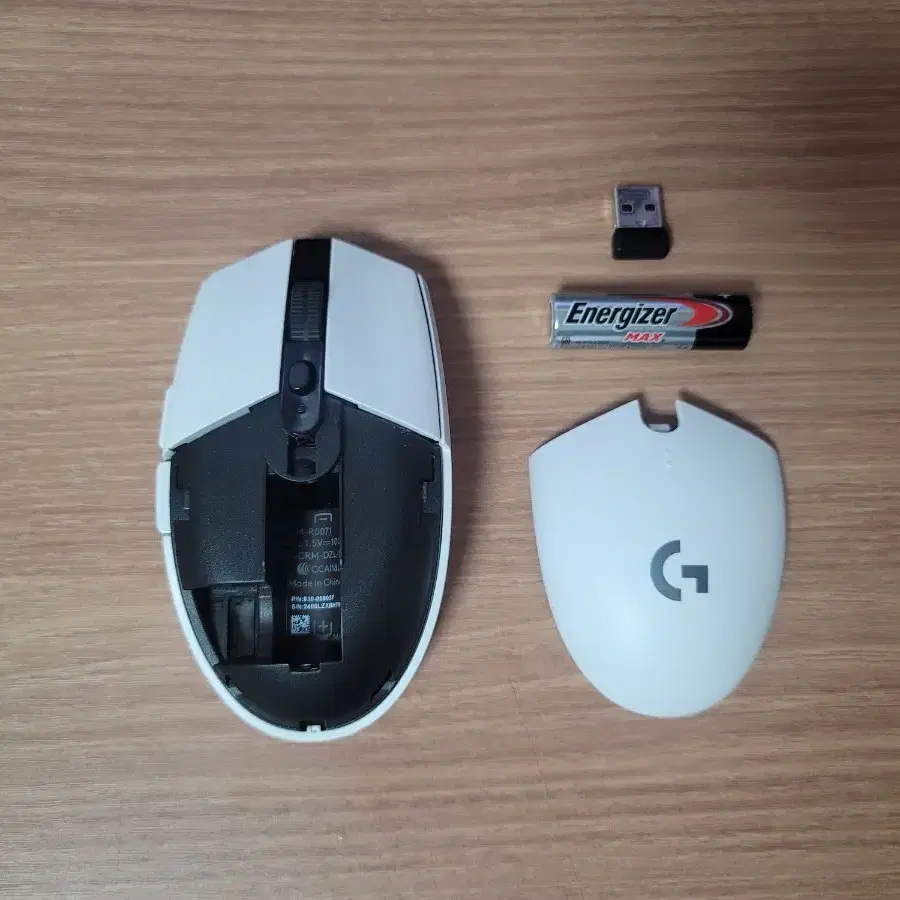 로지텍 G304 화이트 저소음 마우스