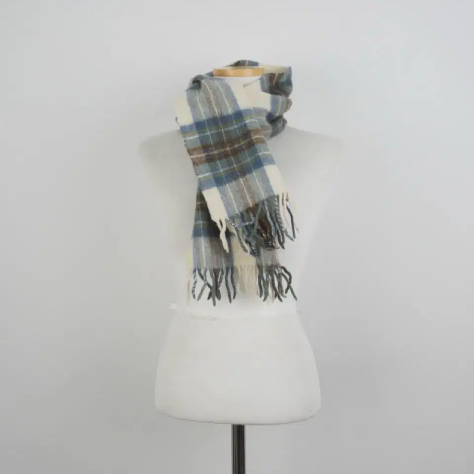 pure lambswool muffler (Scotland made)