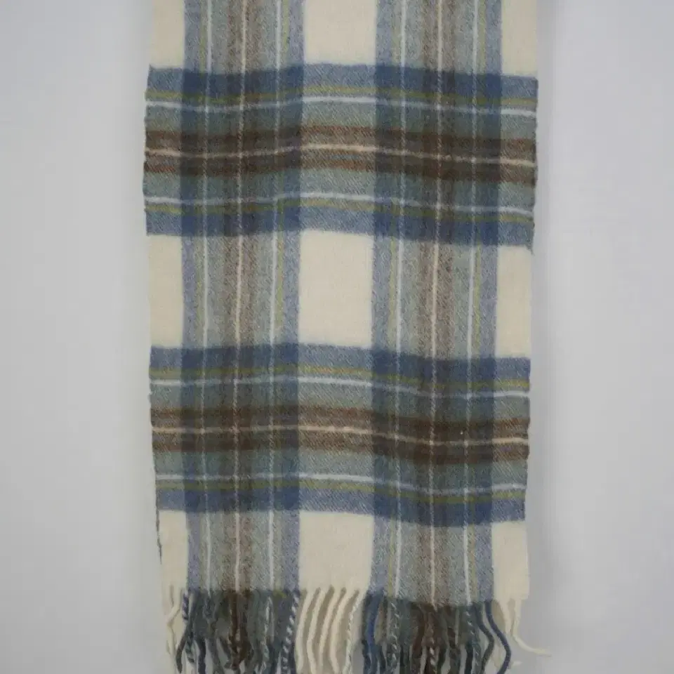 pure lambswool muffler (Scotland made)