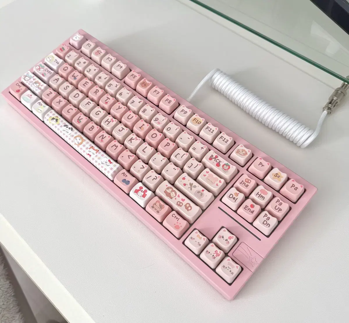 Pebble Sound Pink Cat Key Caps Custom Mechanical Keyboard