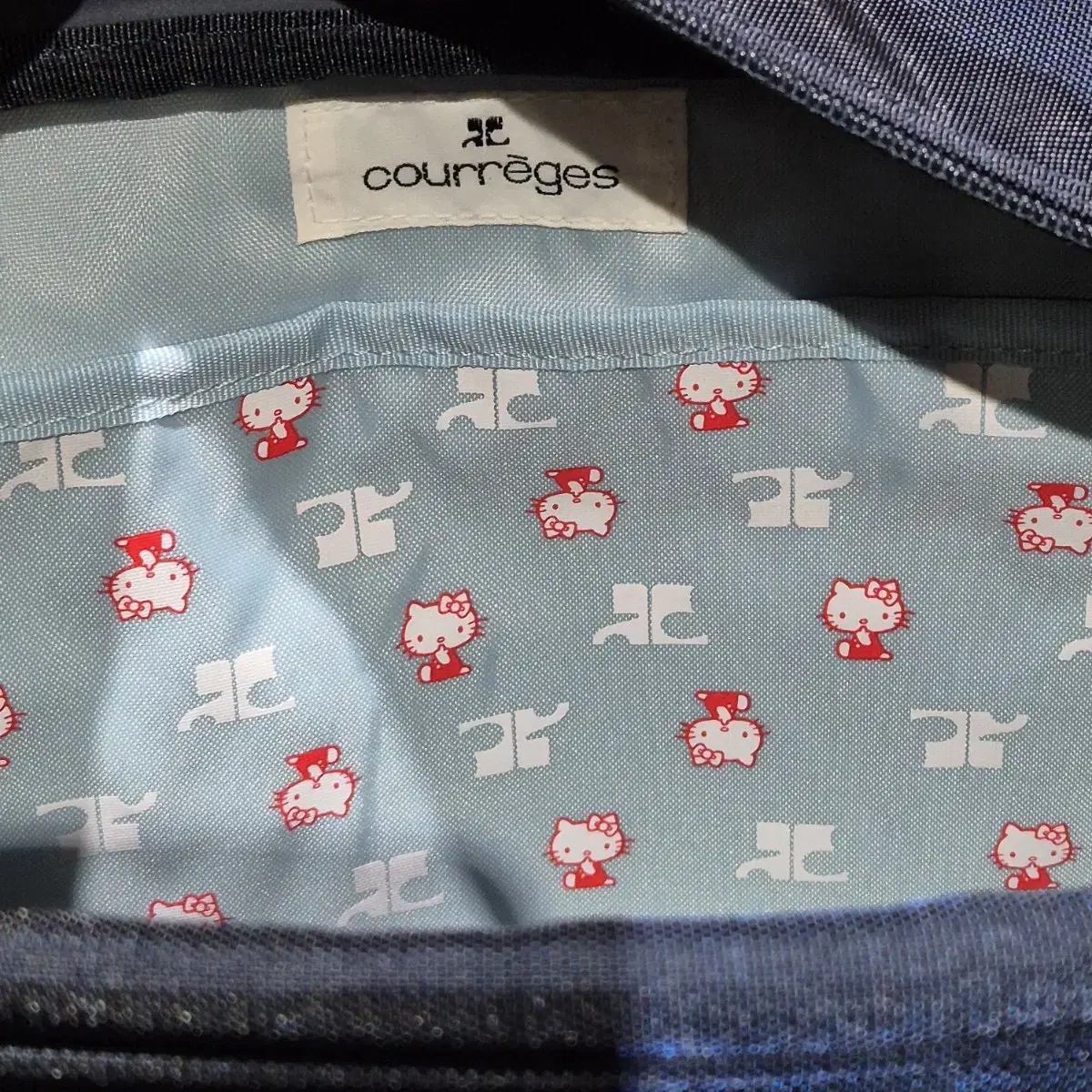 COURREGES x Hello kitty  꾸레주 키티 콜라보 가방