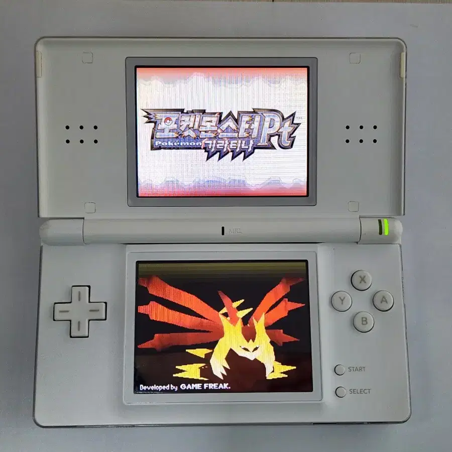 닌텐도 DS lite 화이트와 칩 판매합니다