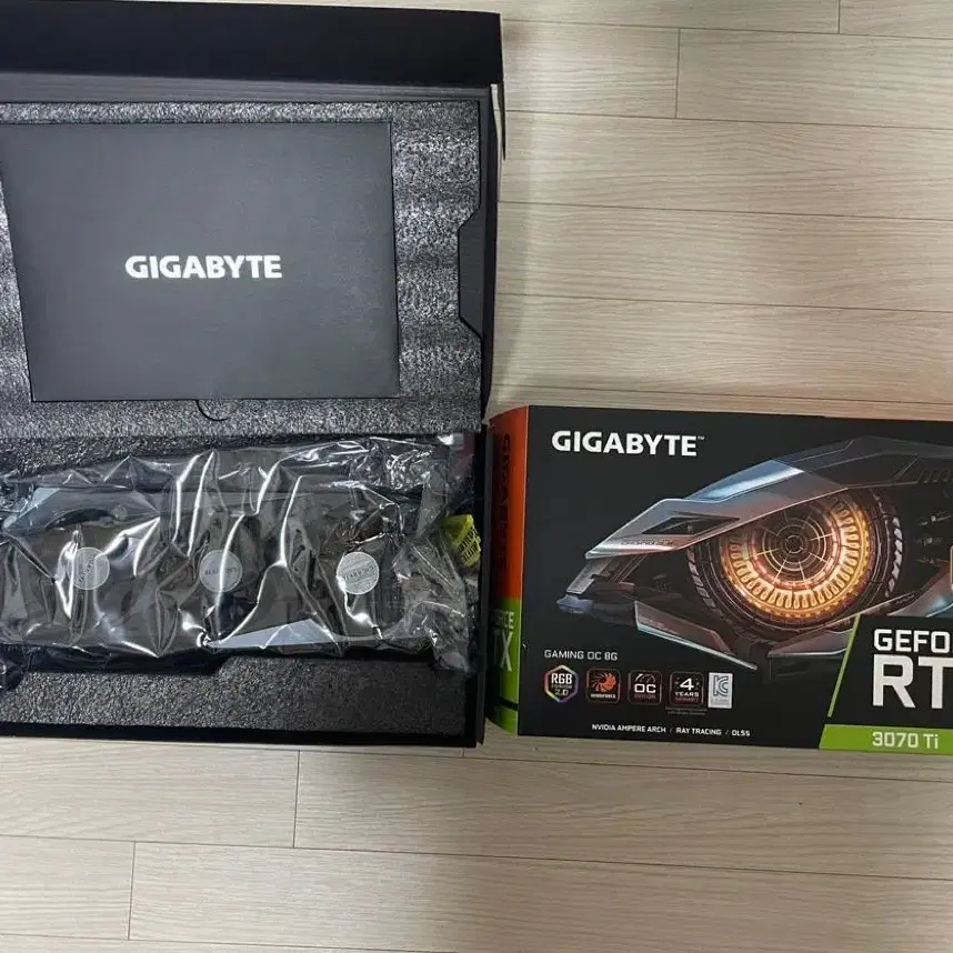 기가바이트RTX 3070ti 그래픽카드 팝니다.