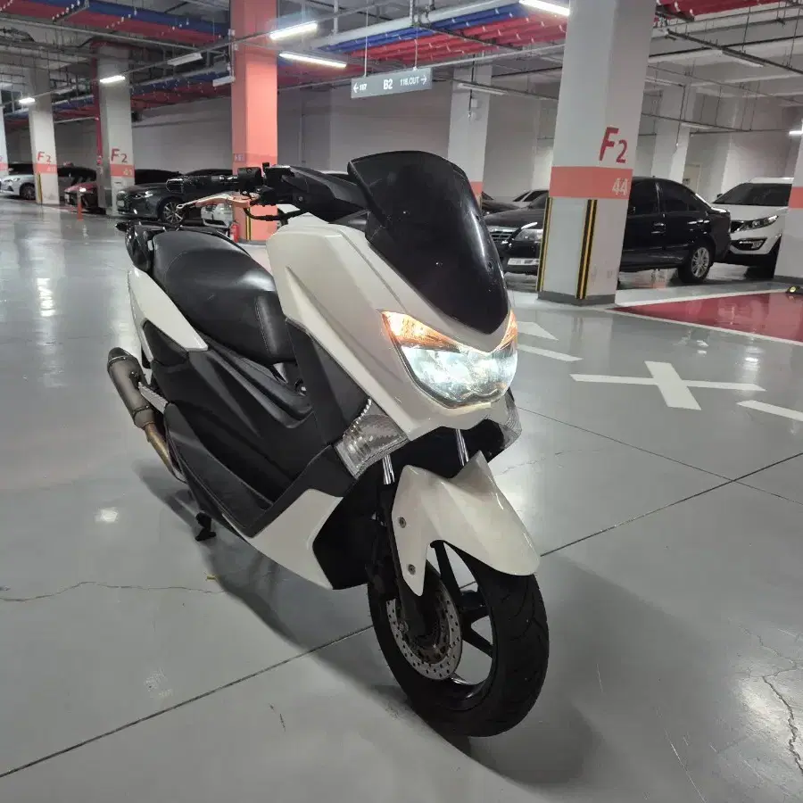 부산 nmax125. 2019  2만키로