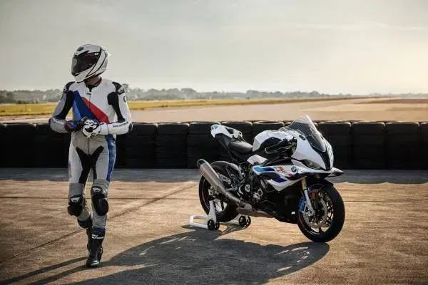 BMW M PRO RACE COMP SUIT 엠 프로 슈트