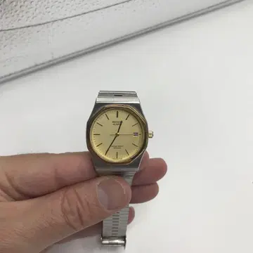 새상품급 ricoh 쿼츠 10bar 데이트 워터 레지스트