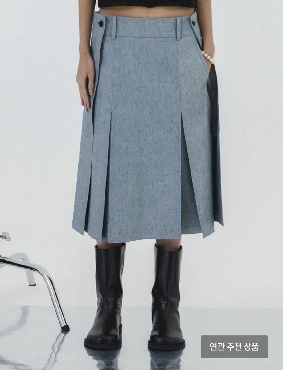 (새상품) 에핑글러 미디 스커트 straight midi skirt