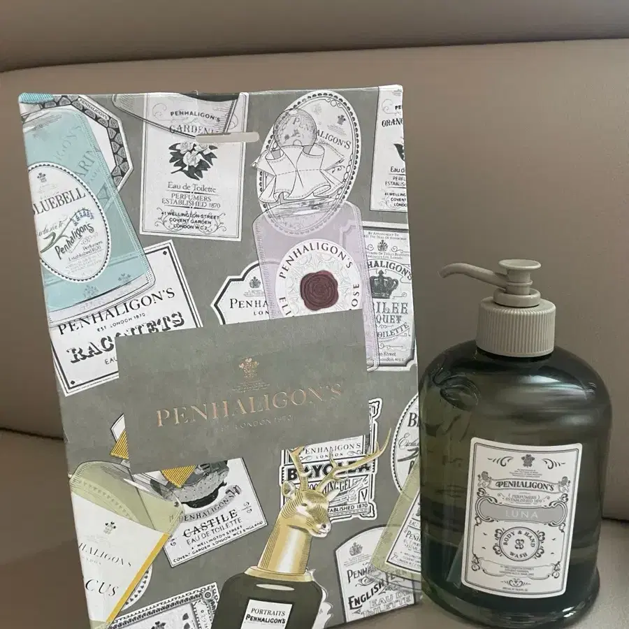 Penhaligon's Luna ボディ＆ハンドウォッシュ 500ml 公式】ルナ ボディ＆ハンド ウォッシュ｜PENHALIGON'S