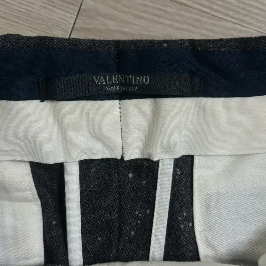 VALENTINO wool pants